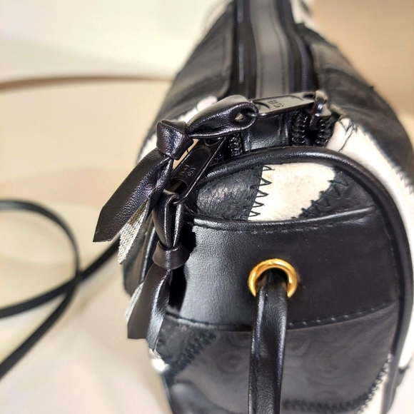 Black & White Leather Patchwork Crossbody Bag - Picture 9 of 12